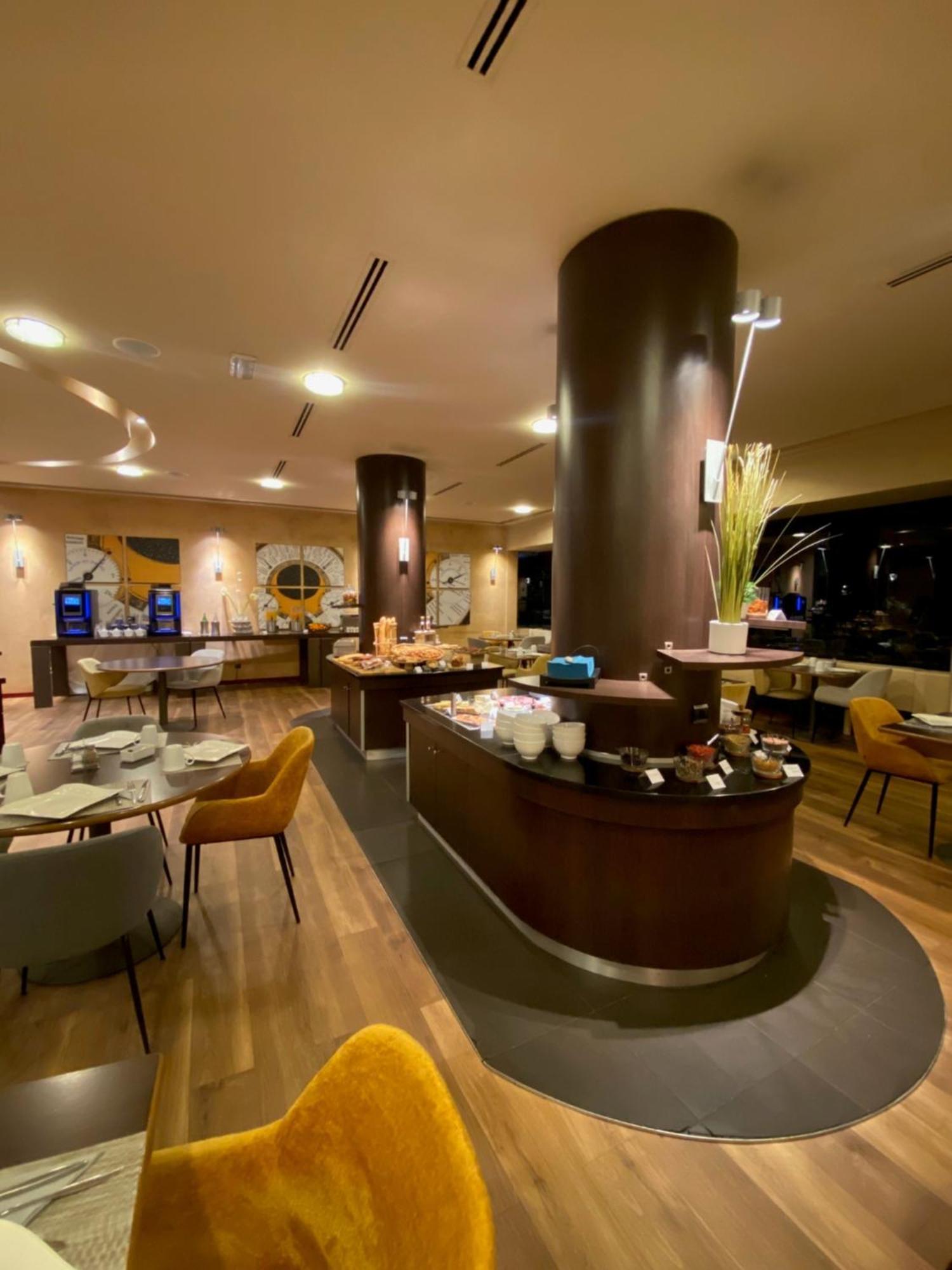 Mercure Besancon Parc Micaud - Hotel & Bar Esterno foto