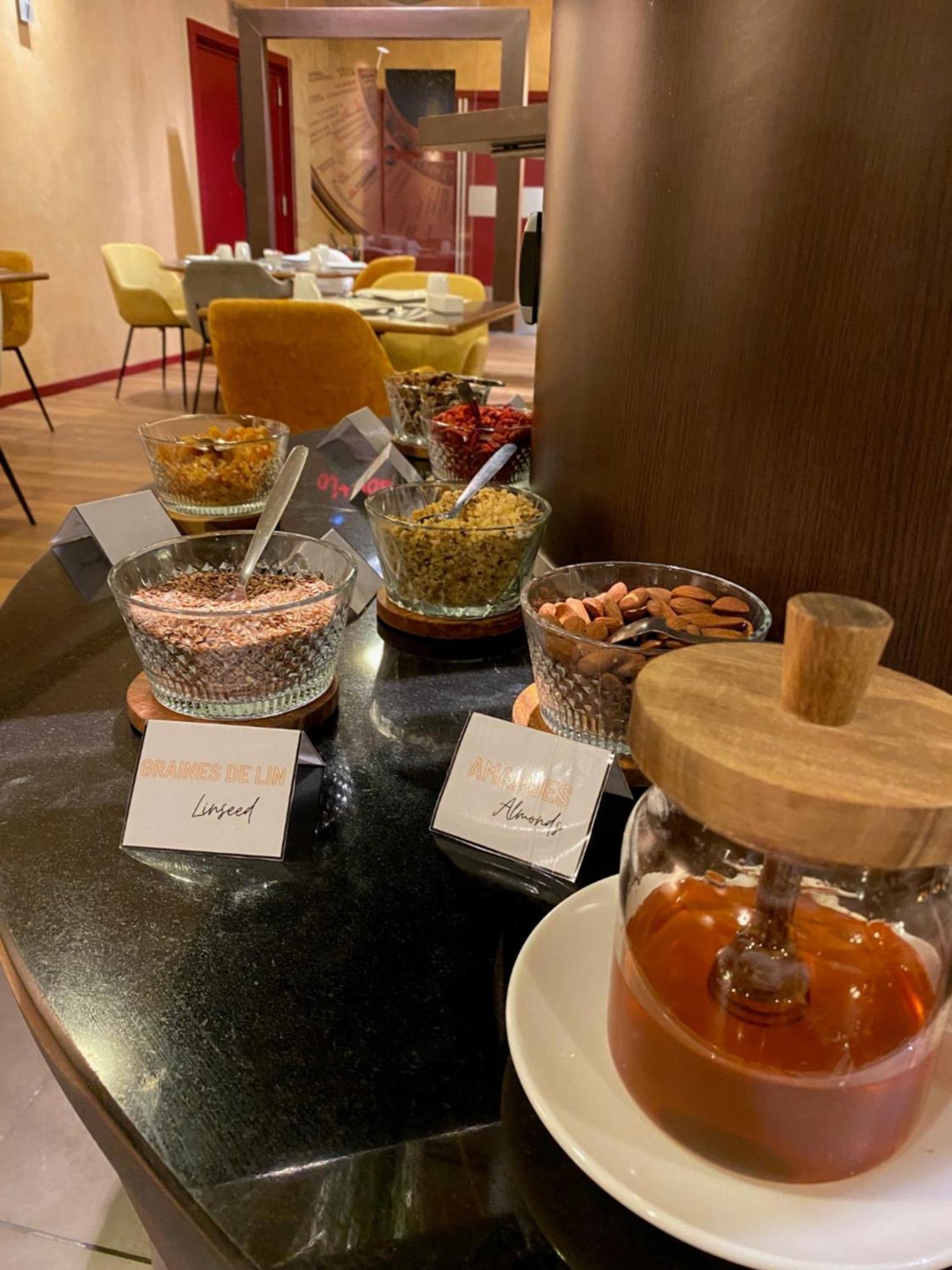 Mercure Besancon Parc Micaud - Hotel & Bar Esterno foto